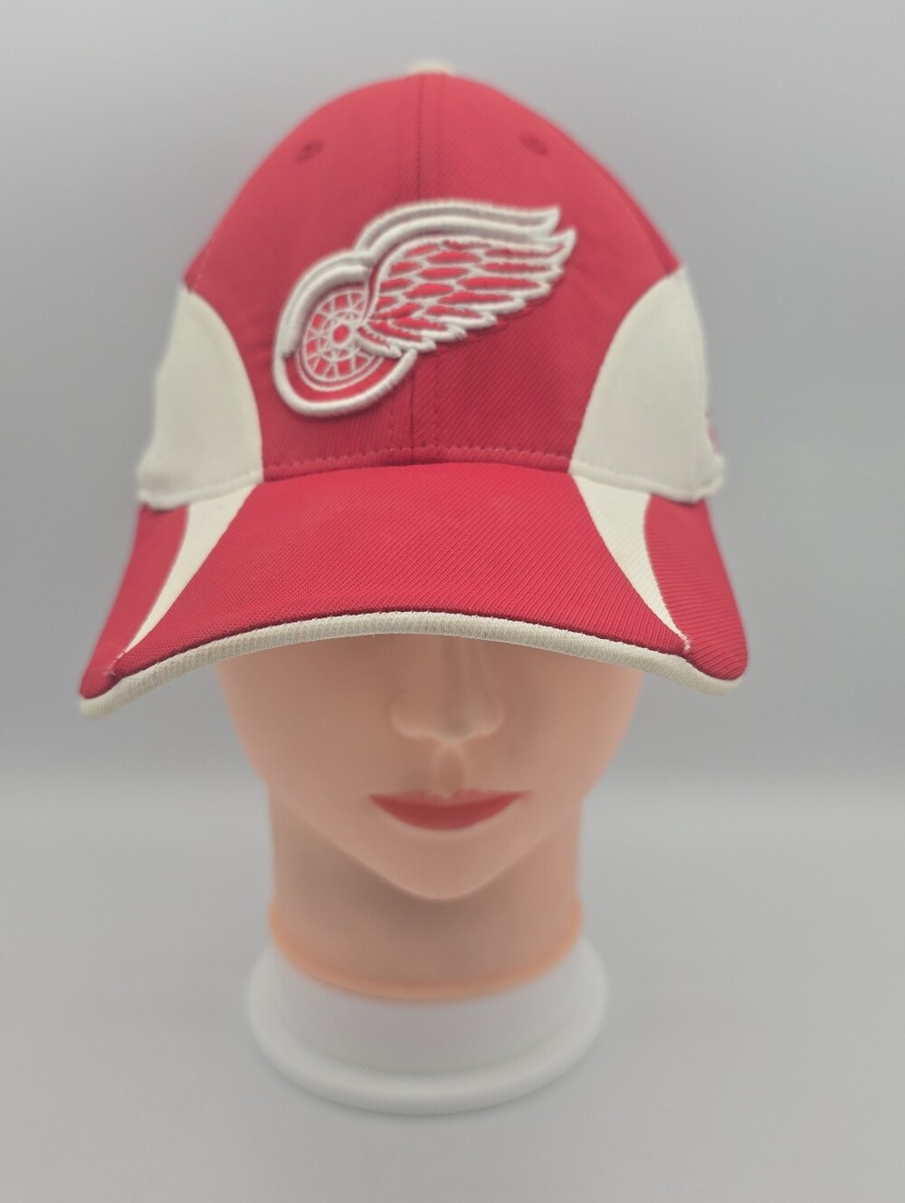 Reebok Flexfit Detroit Red Wings NHL Red/White Hat One Size